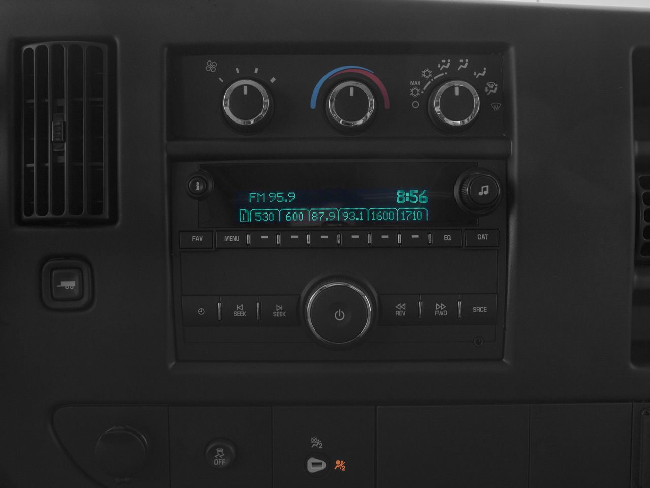 2017 GMC Savana Cargo Van Base