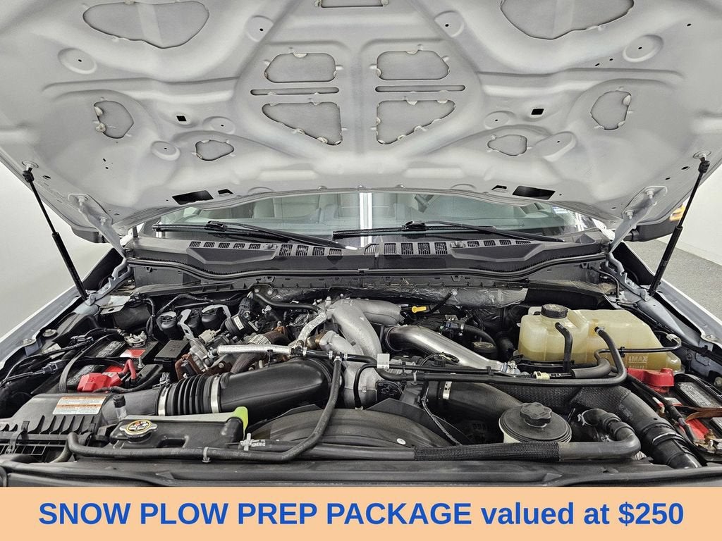 2022 Ford Super Duty F-550 DRW XL
