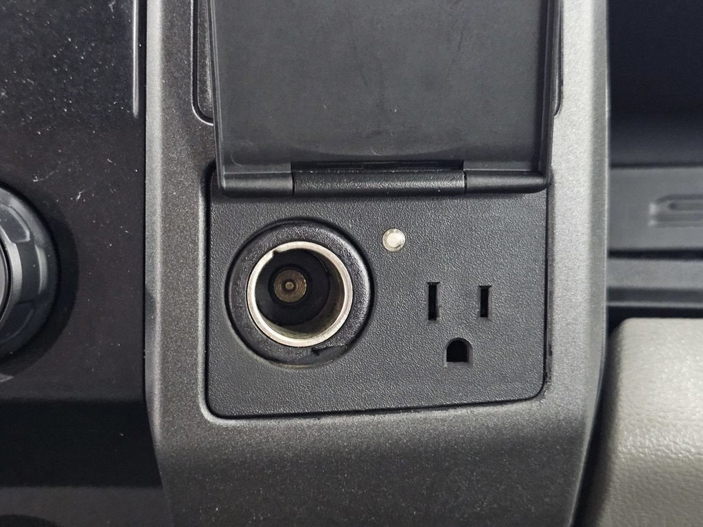 2022 Ford Super Duty F-550 DRW XL