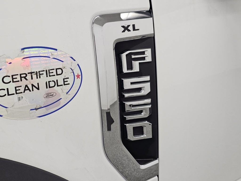 2022 Ford Super Duty F-550 DRW XL