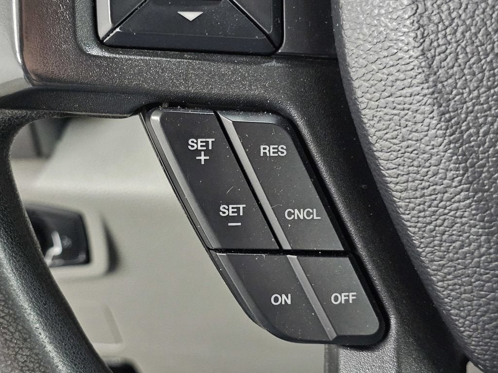2022 Ford Super Duty F-550 DRW XL