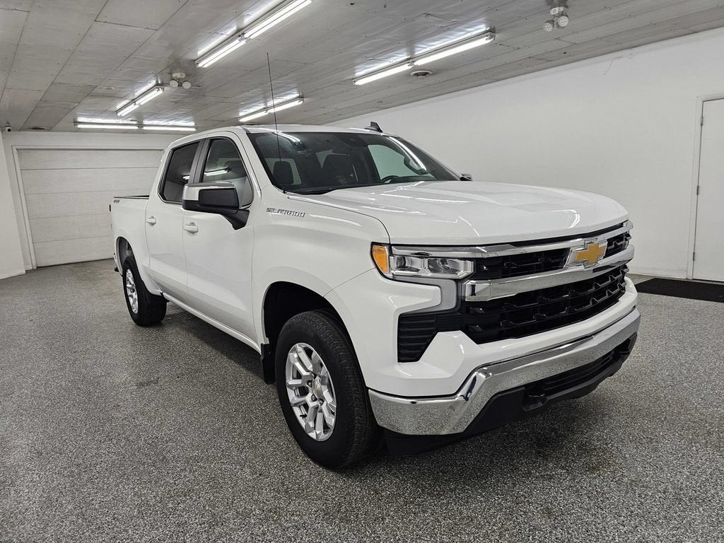 2023 Chevrolet Silverado 1500 LT (2FL)