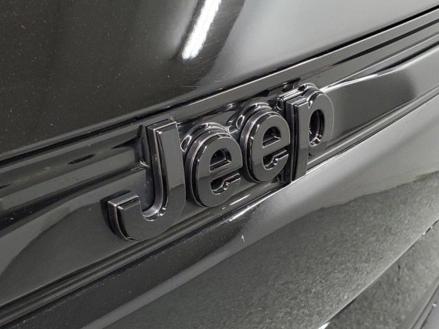 2022 Jeep Grand Cherokee Altitude