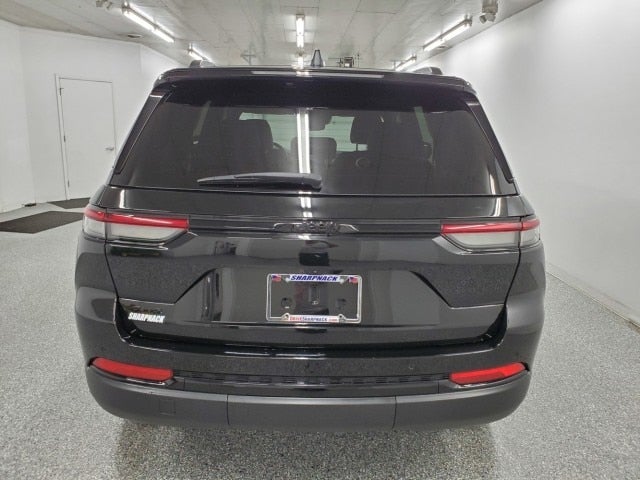 2022 Jeep Grand Cherokee Altitude