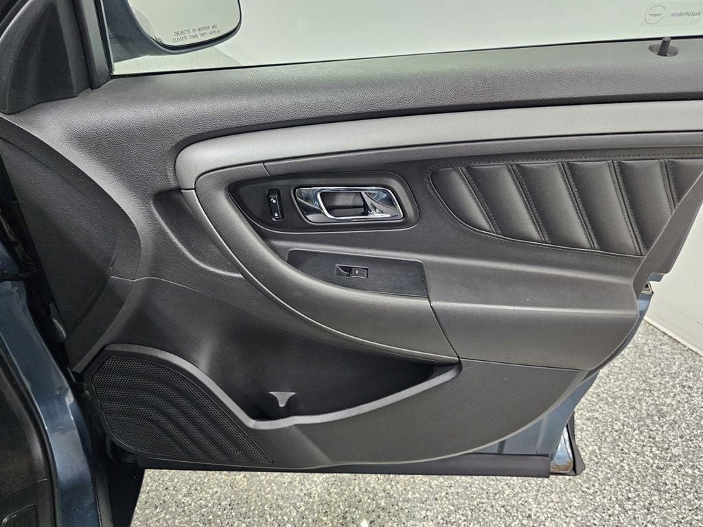 2010 Ford Taurus SEL