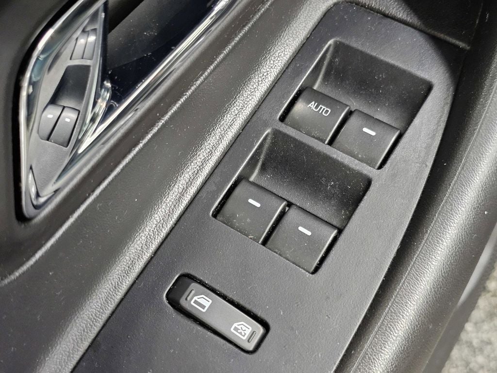 2010 Ford Taurus SEL