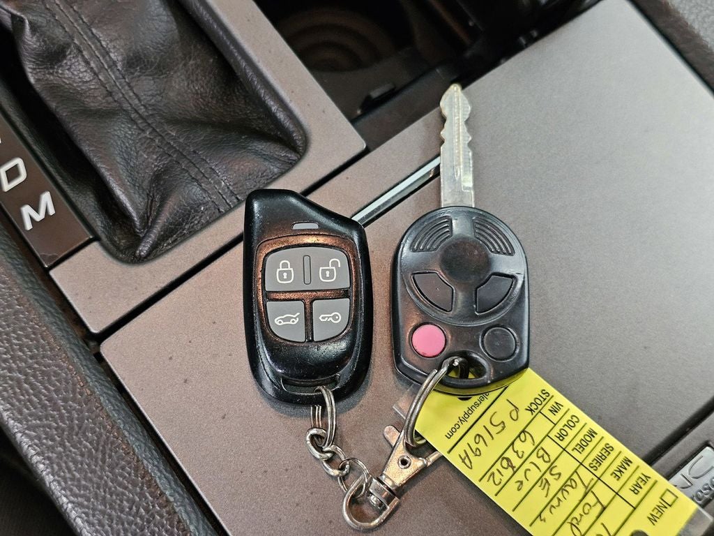 2010 Ford Taurus SEL