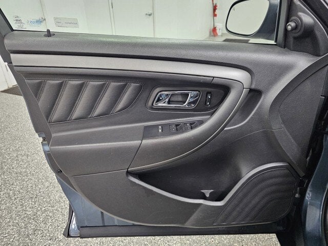 2010 Ford Taurus SEL