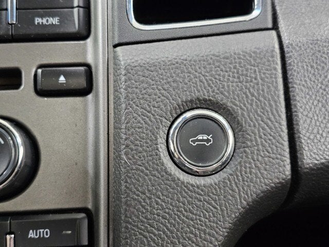 2010 Ford Taurus SEL