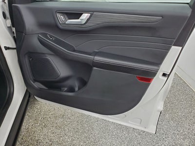 2025 Ford Escape Hybrid Platinum