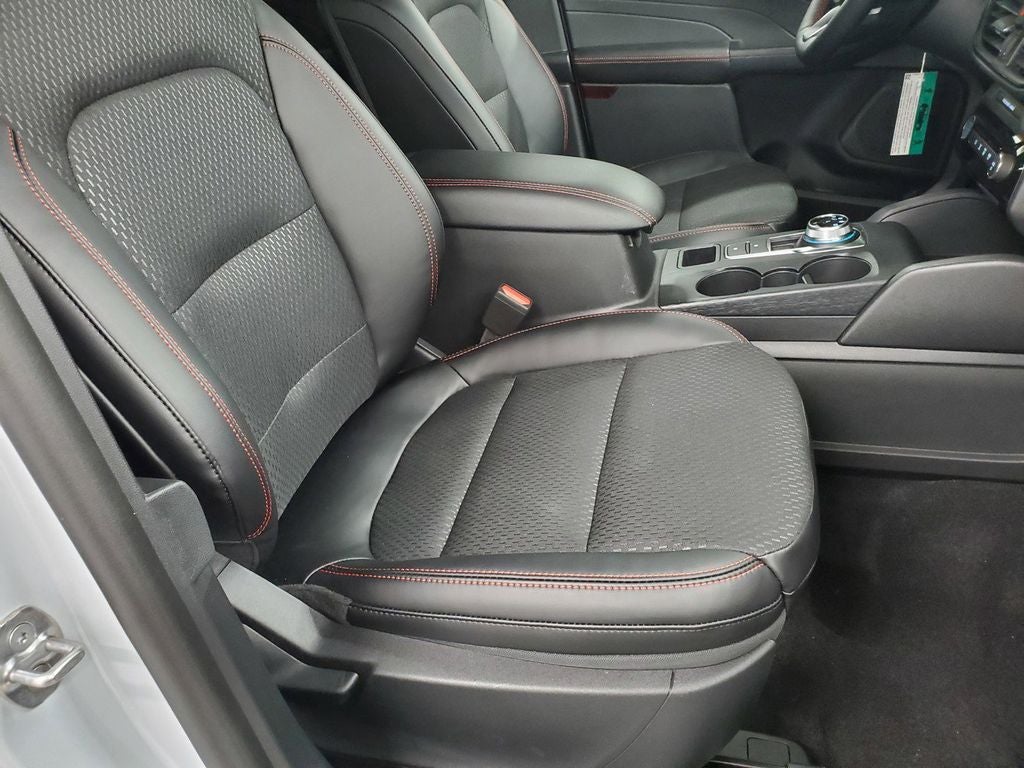 2026 Ford Escape Hybrid ST-Line Select