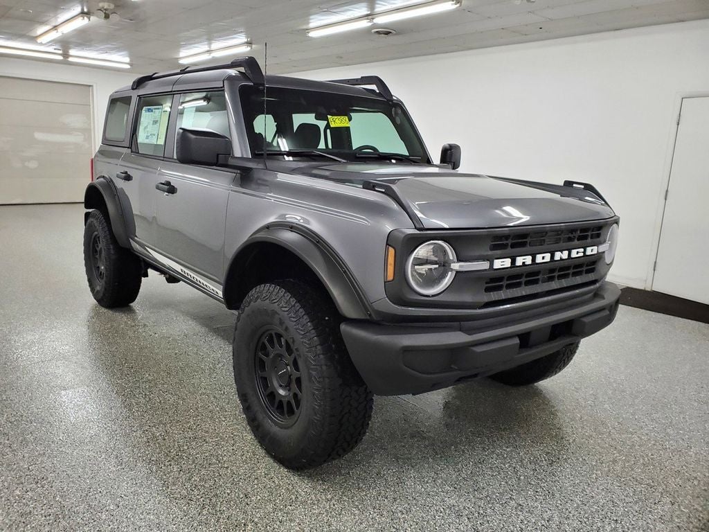 2025 Ford Bronco Base