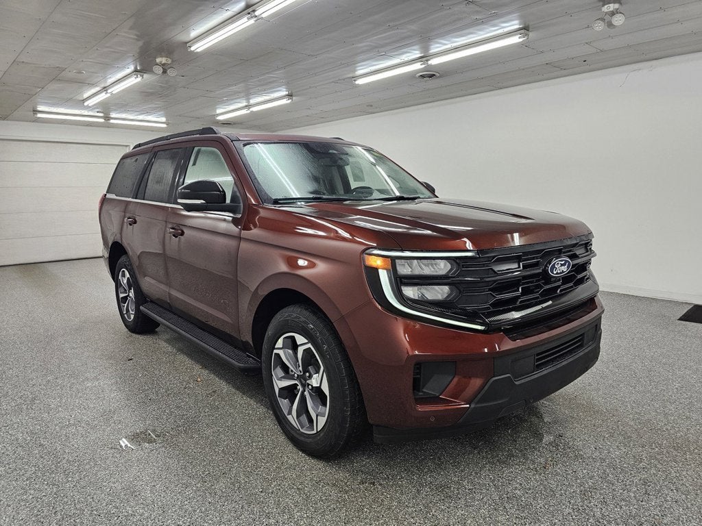 2027 Ford Expedition Active