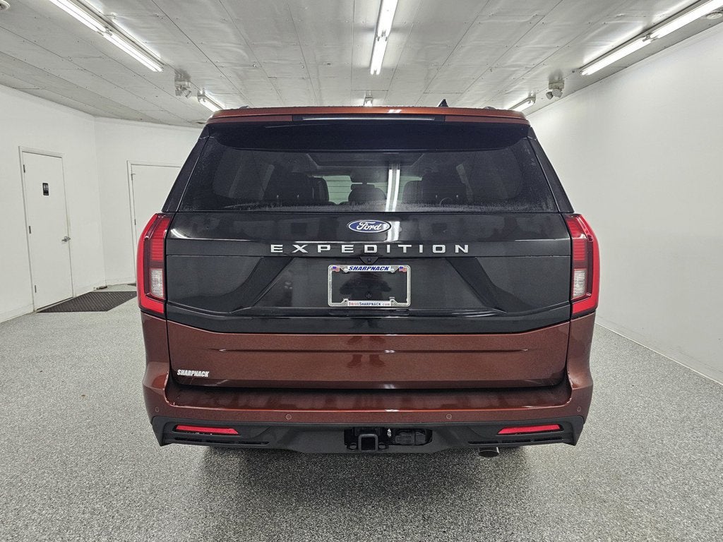 2027 Ford Expedition Active