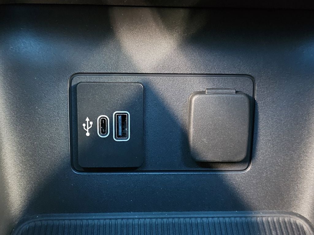 2026 Ford Explorer ST - Photo 20