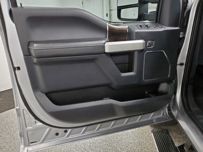 2022 Ford F-250SD Lariat