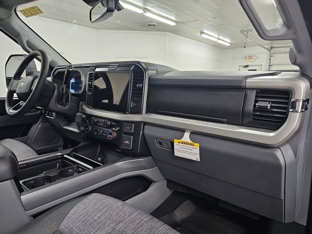 2027 Ford F-250SD XLT