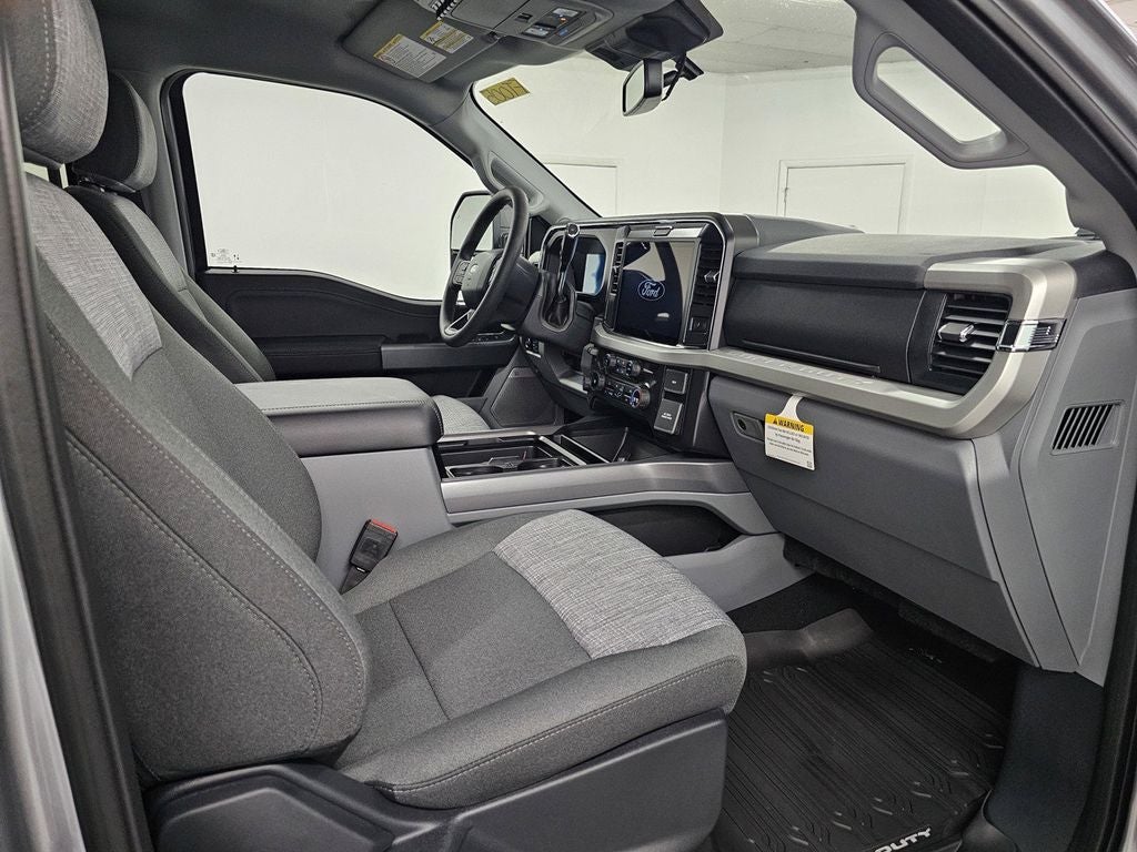 2027 Ford F-250SD XLT
