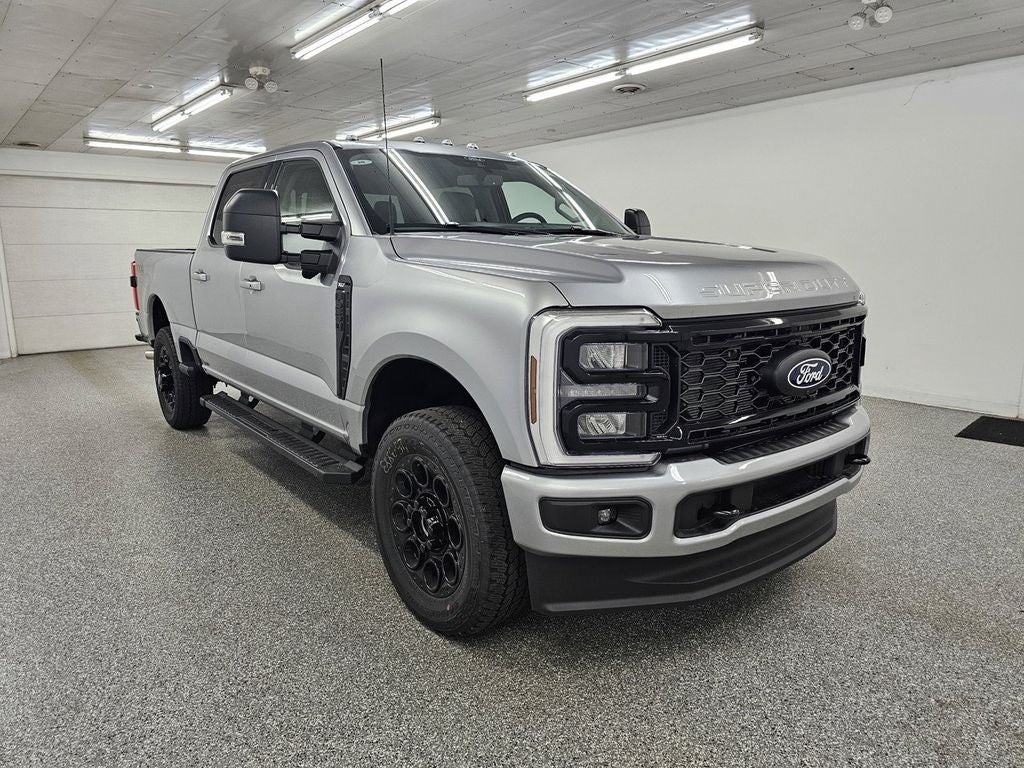 2027 Ford F-250SD XLT