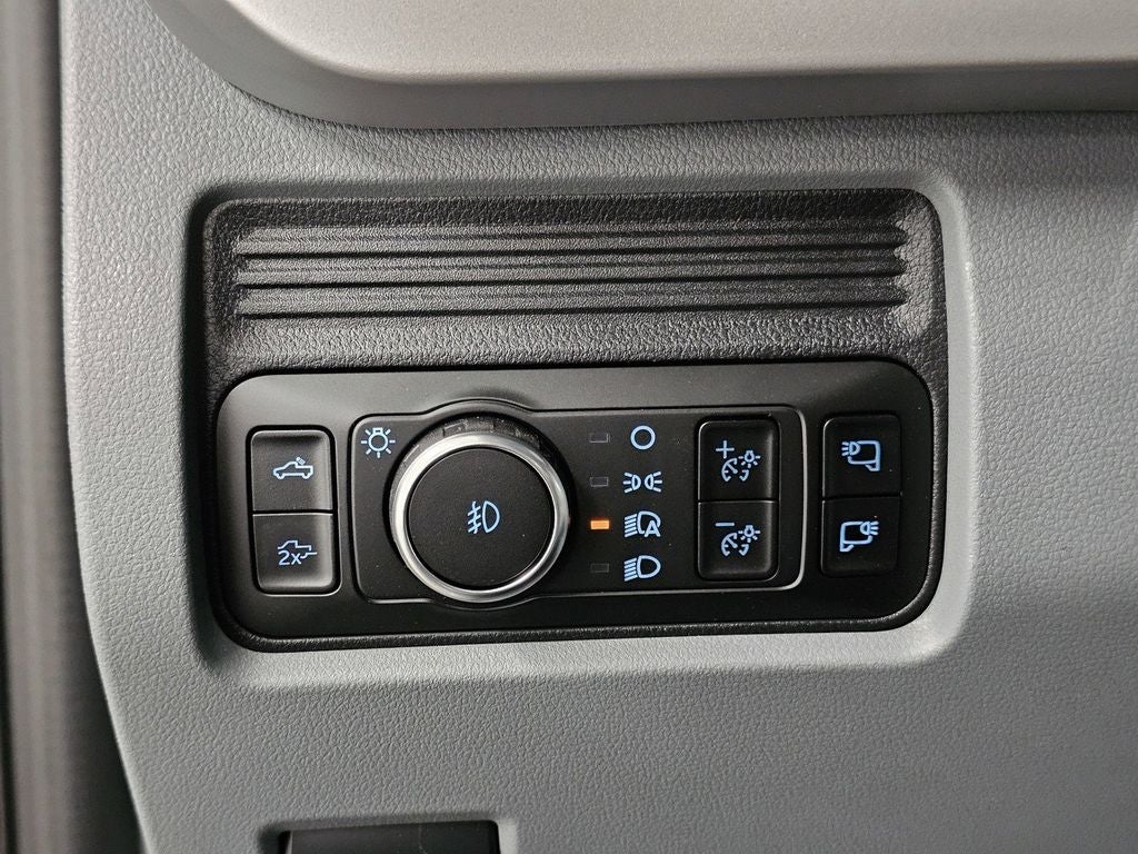2027 Ford F-250SD XLT