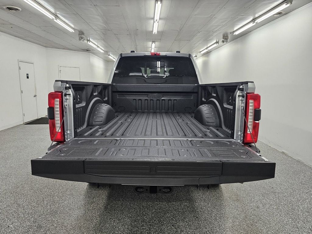 2027 Ford F-250SD XLT