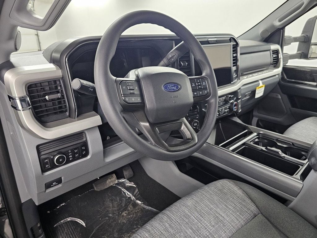 2027 Ford F-250SD XLT