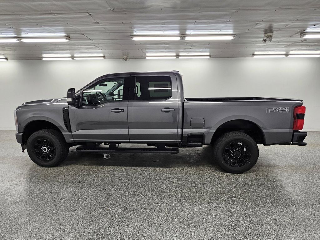 2027 Ford F-250SD XLT