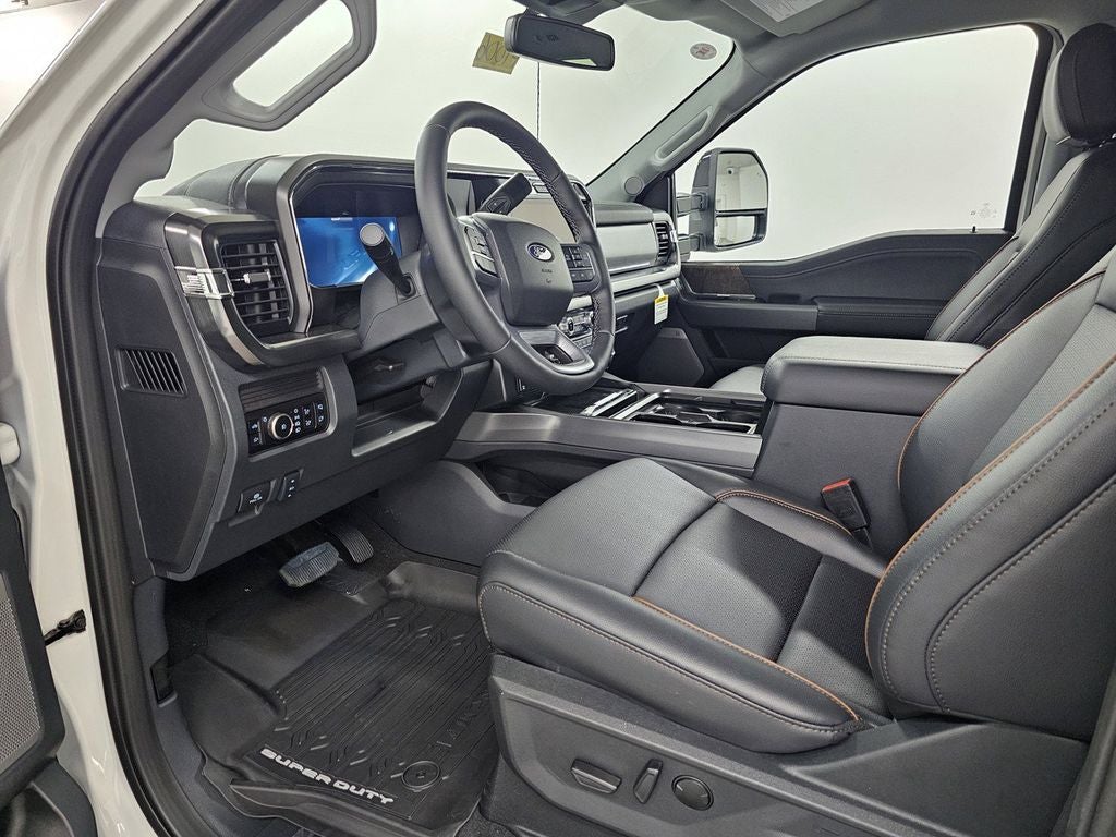 2027 Ford F-350SD Lariat