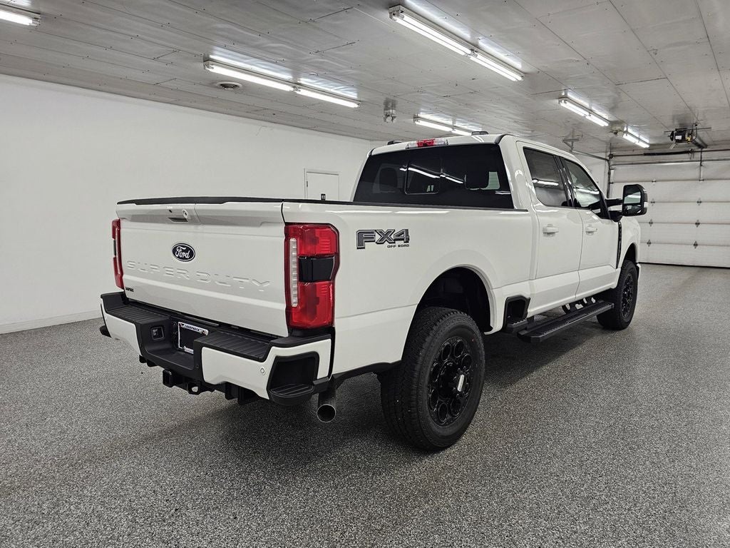 2027 Ford F-350SD Lariat