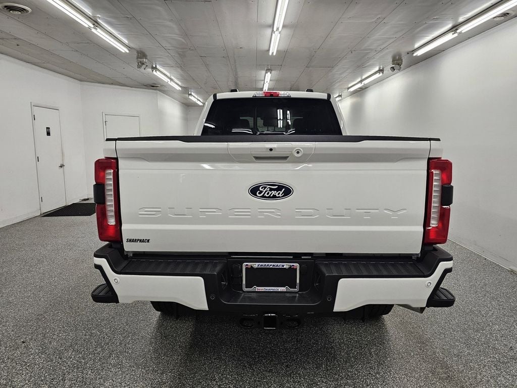 2027 Ford F-350SD Lariat
