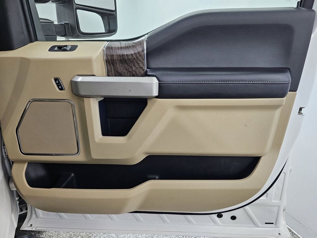 2019 Ford F-350SD Lariat DRW