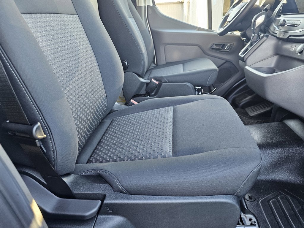2027 Ford Transit-250 Base