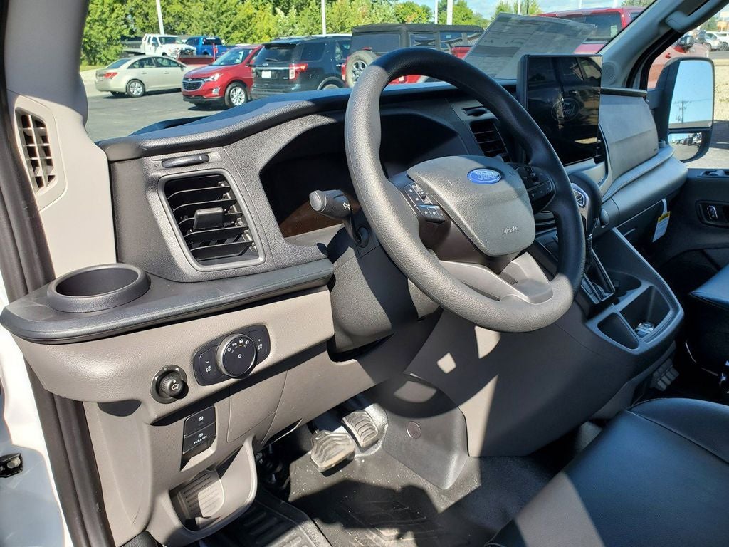 2027 Ford Transit-250 Base