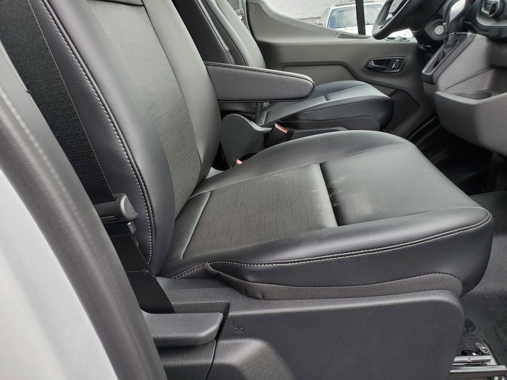 2025 Ford Transit-150 Base