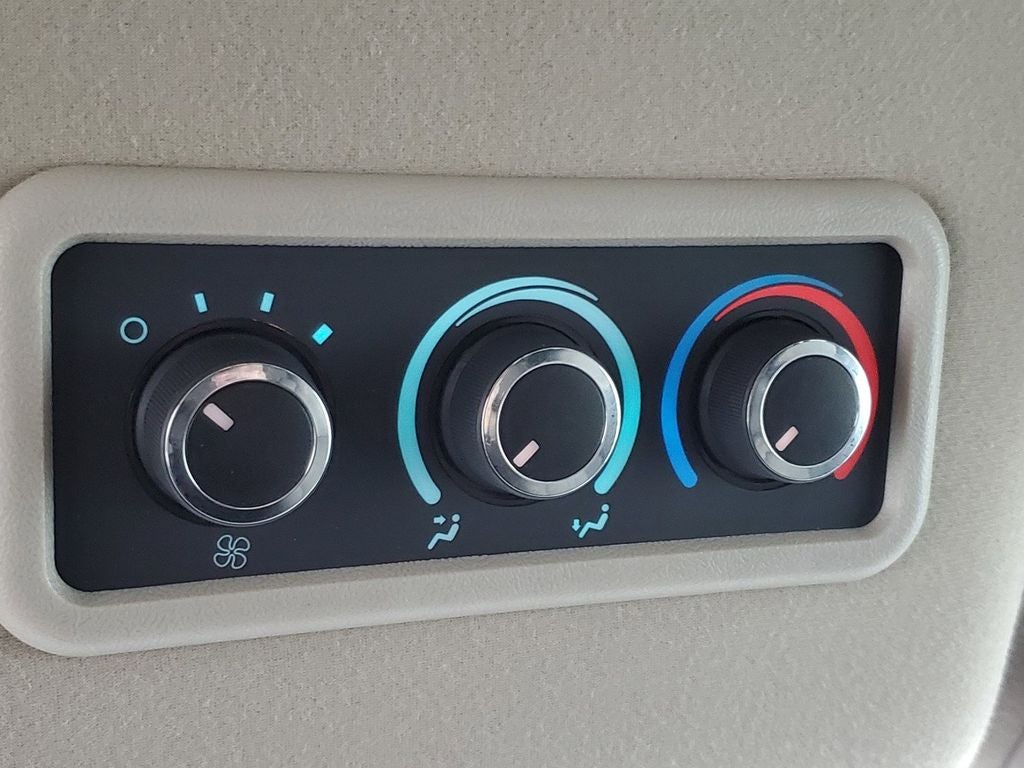 2022 Chevrolet Express 3500 LS Passenger