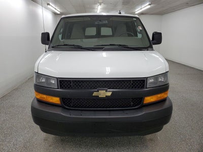 2022 Chevrolet Express 3500 LS Passenger
