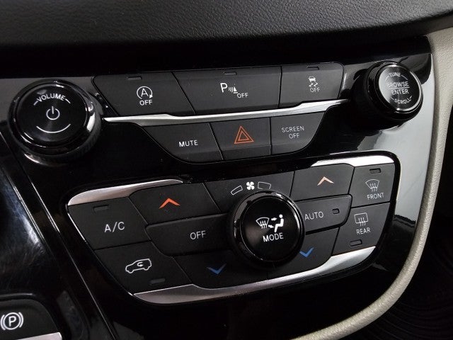 2019 Chrysler Pacifica Touring Plus