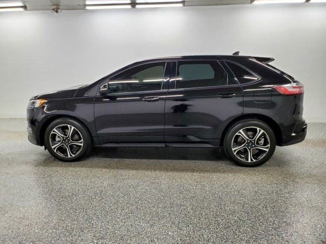 2022 Ford Edge ST