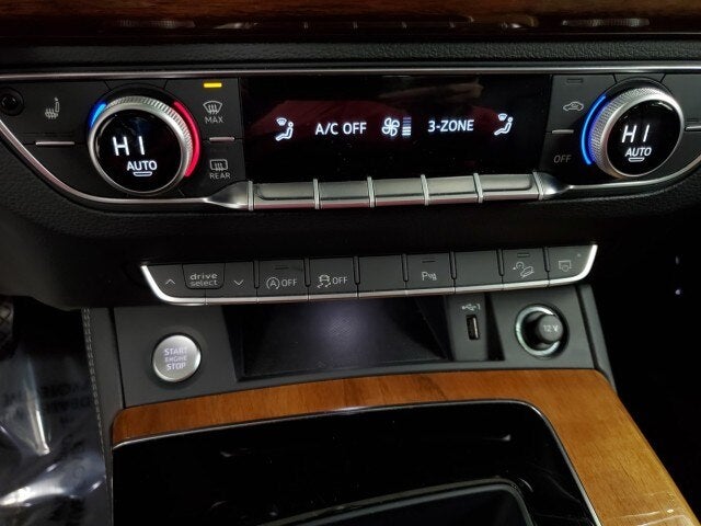 2023 Audi Q5 45 S line Premium quattro