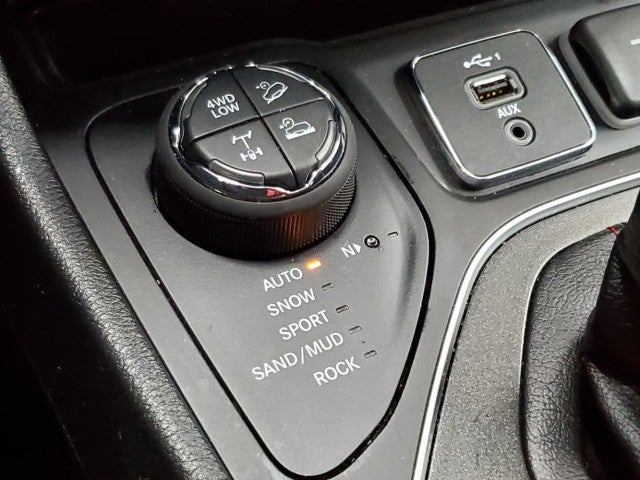 2022 Jeep Cherokee Trailhawk