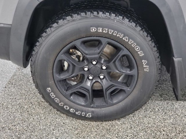 2022 Jeep Cherokee Trailhawk