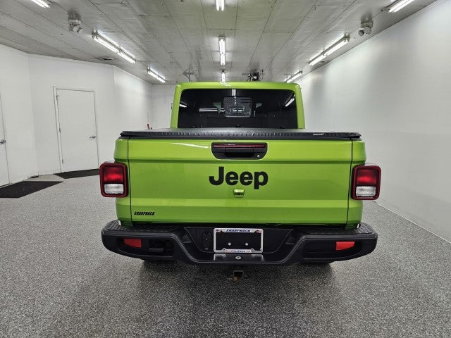 2025 Jeep Gladiator Nighthawk