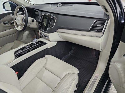 2025 Volvo XC90 Plug-In Hybrid Ultra