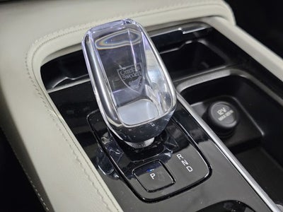 2025 Volvo XC90 Plug-In Hybrid Ultra