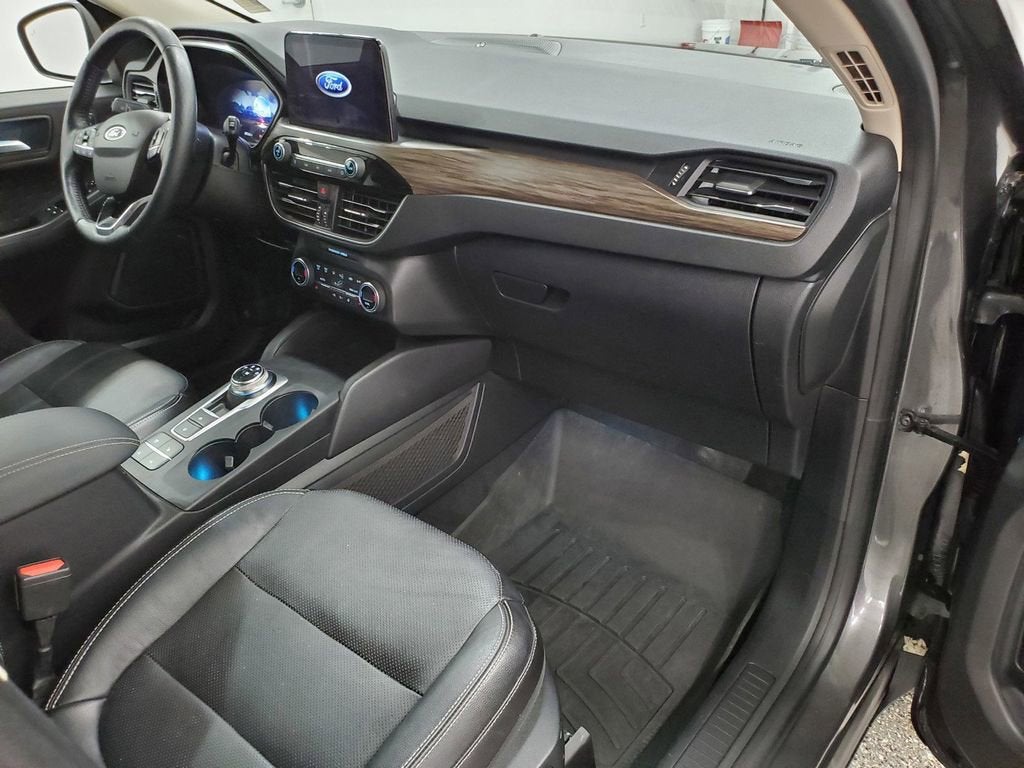 2020 Ford Escape Titanium