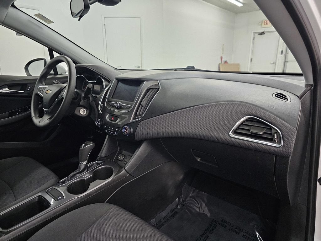 2019 Chevrolet Cruze LS