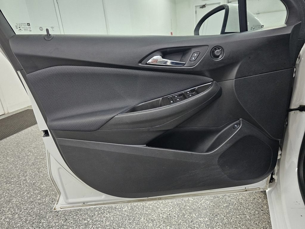 2019 Chevrolet Cruze LS