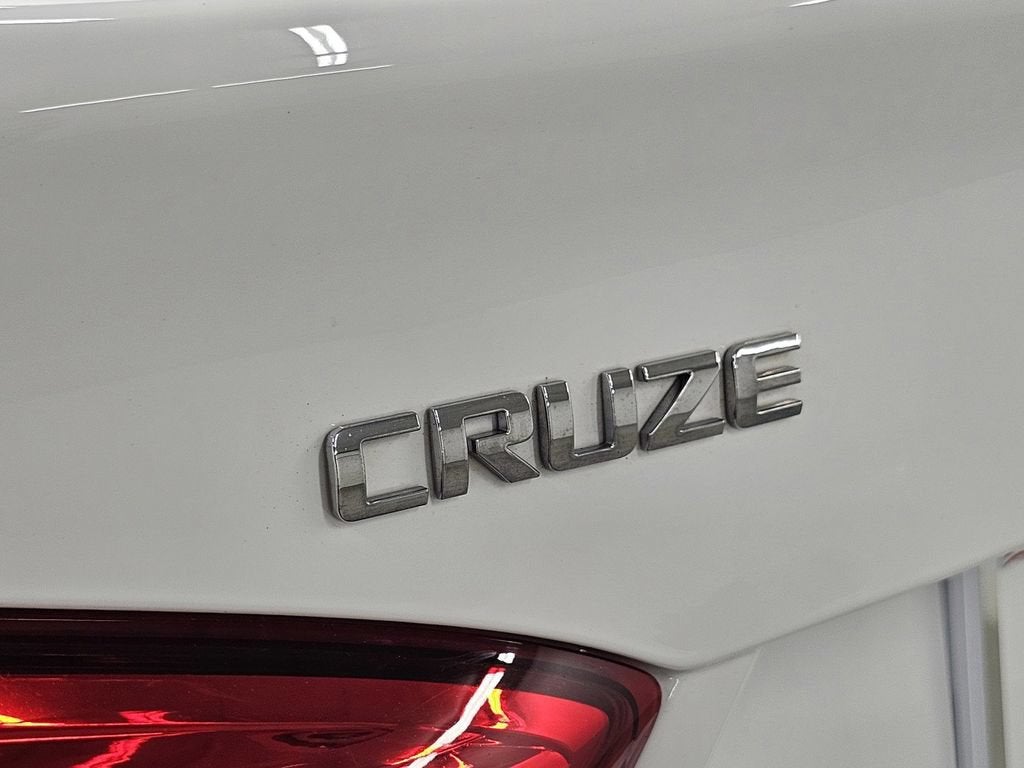 2019 Chevrolet Cruze LS