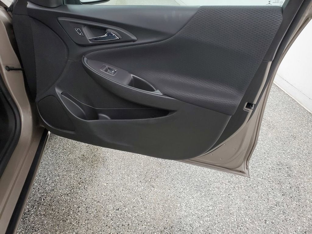 2023 Chevrolet Malibu LS