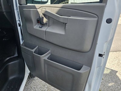 2025 Chevrolet Express Cutaway 3500 Work Van